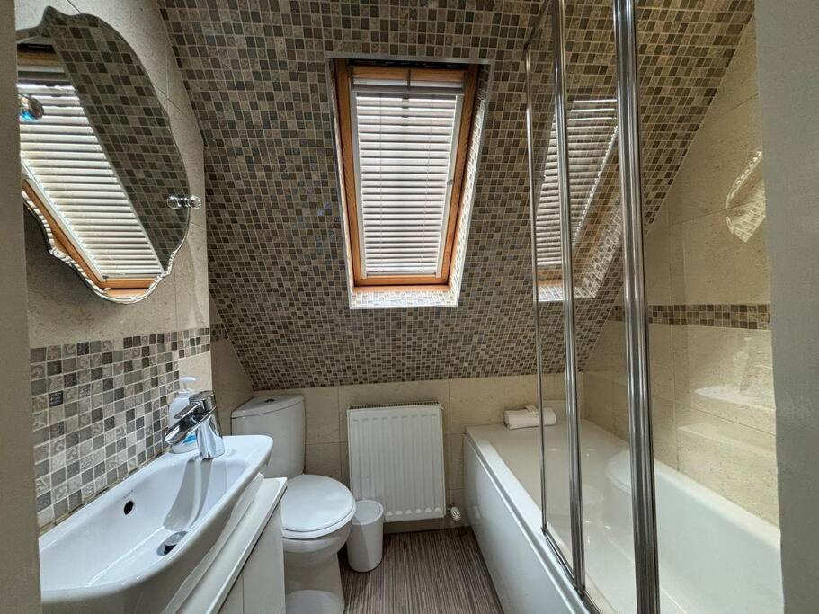 Quirky Cottage In The Historical Town Of Beverley Exterior photo